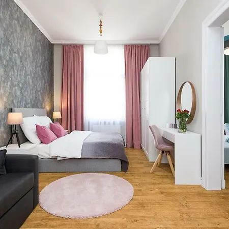 アパート Loretanska Apartament *